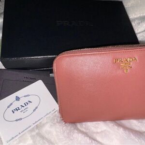 PRADA Saffiano Zip Wallet with Box and Authenticity Card